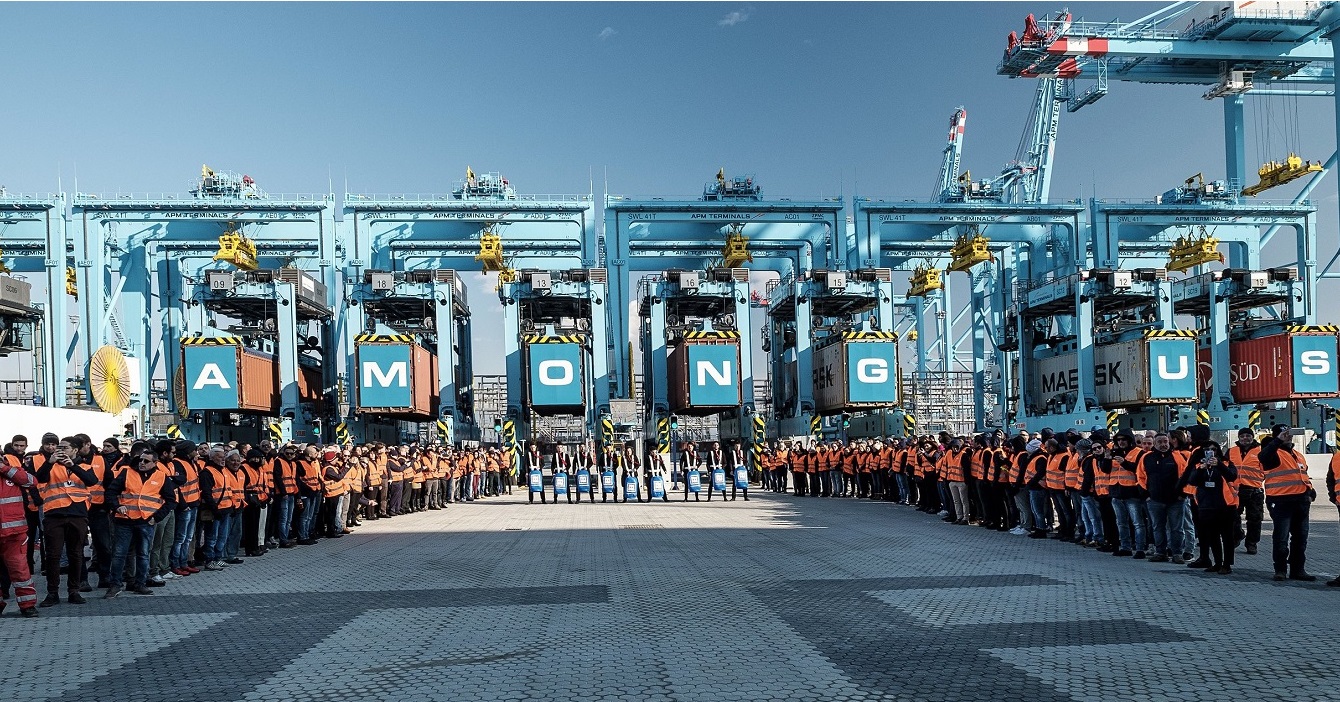 Corporate Contacts Directions APM Terminals