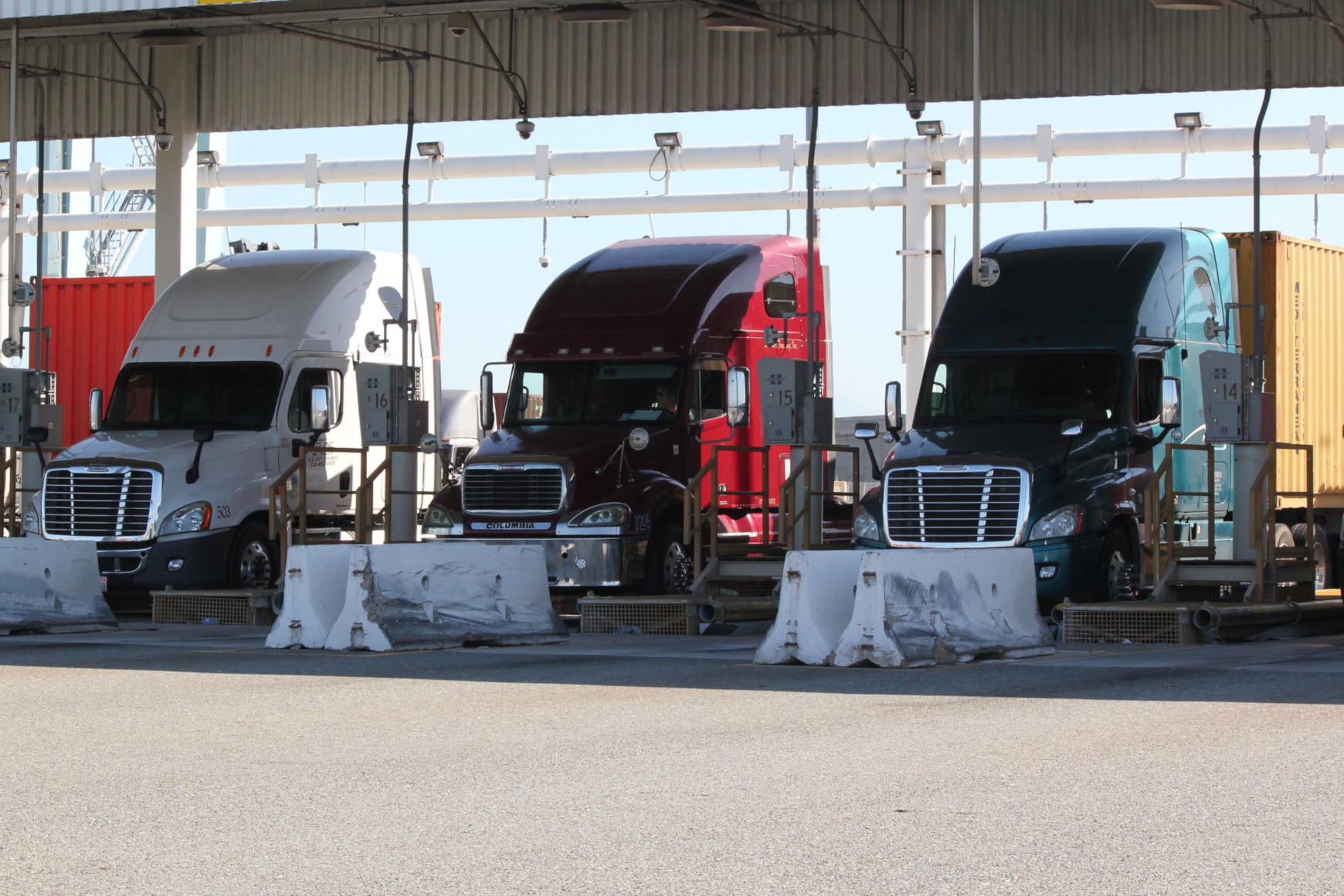 truck appointments APM Terminals