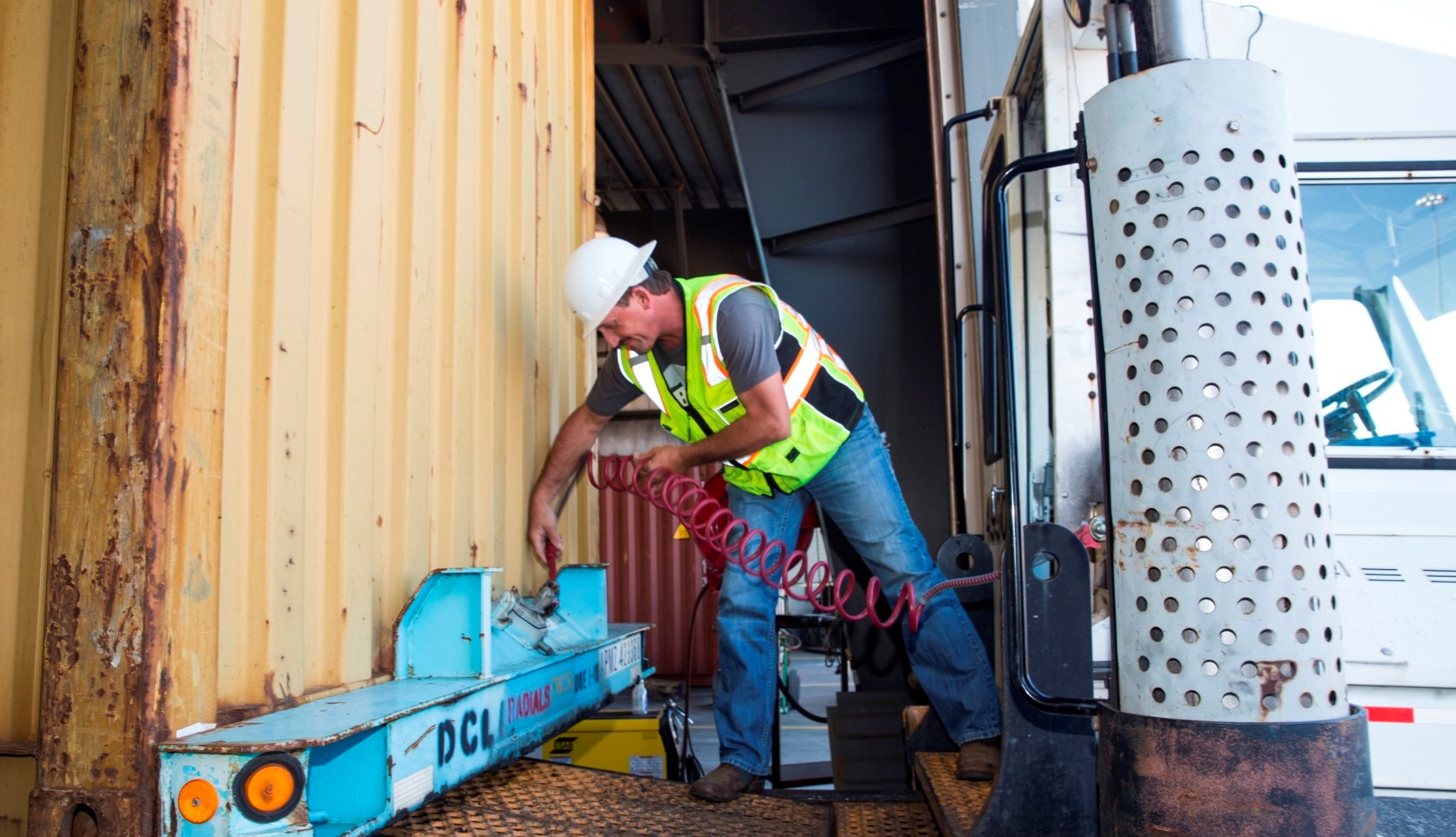 Container Freight Station APM Terminals