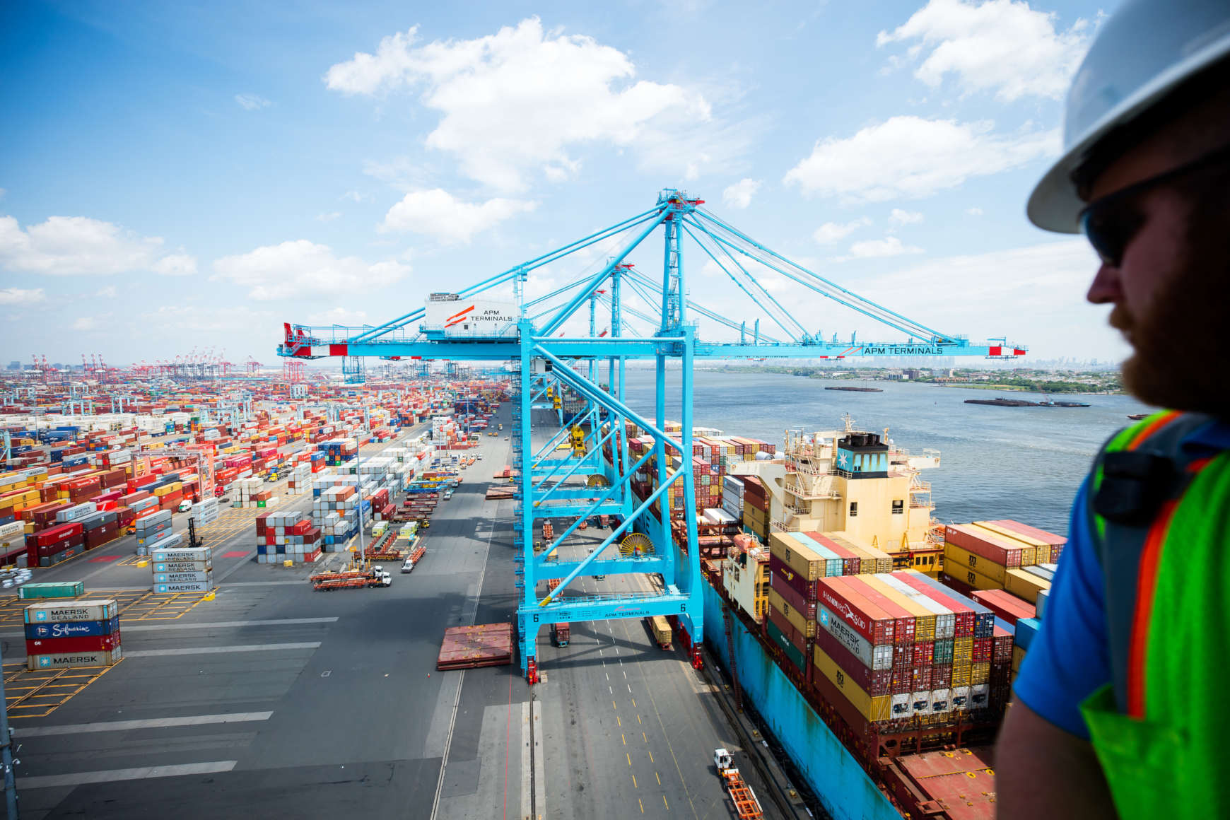 APM Terminals Elizabeth converts to green energy APM Terminals