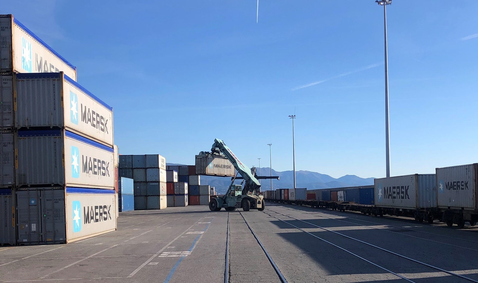 Rail Shipping Line Services APM Terminals