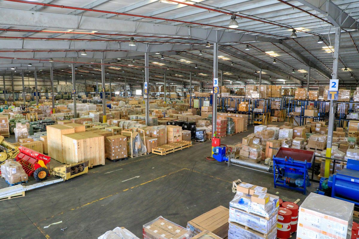 Storage And Warehousing - APM Terminals